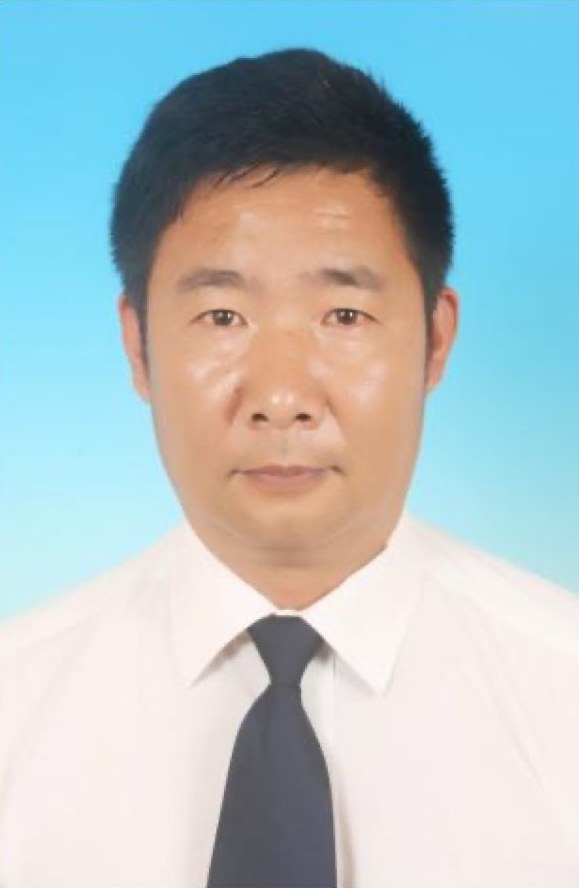 顾利斌教练形象照片