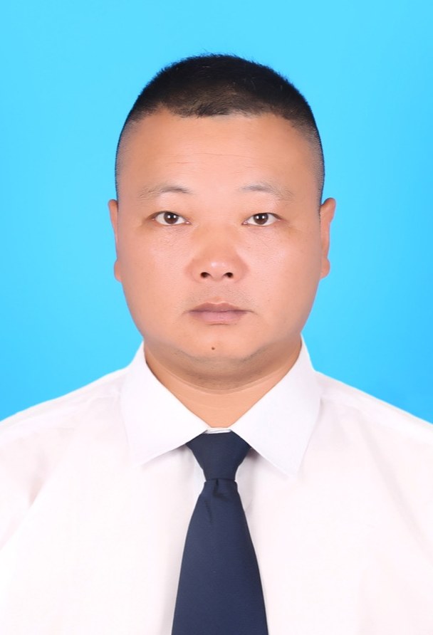 吴丰羊教练形象照片